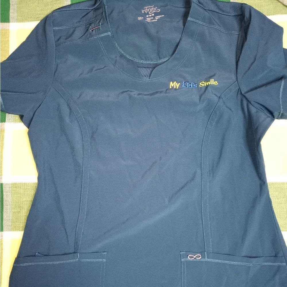 Cherokee Infinity M Print My Kids Smile PocketsOcean Shrtslvs Women's Uniform.